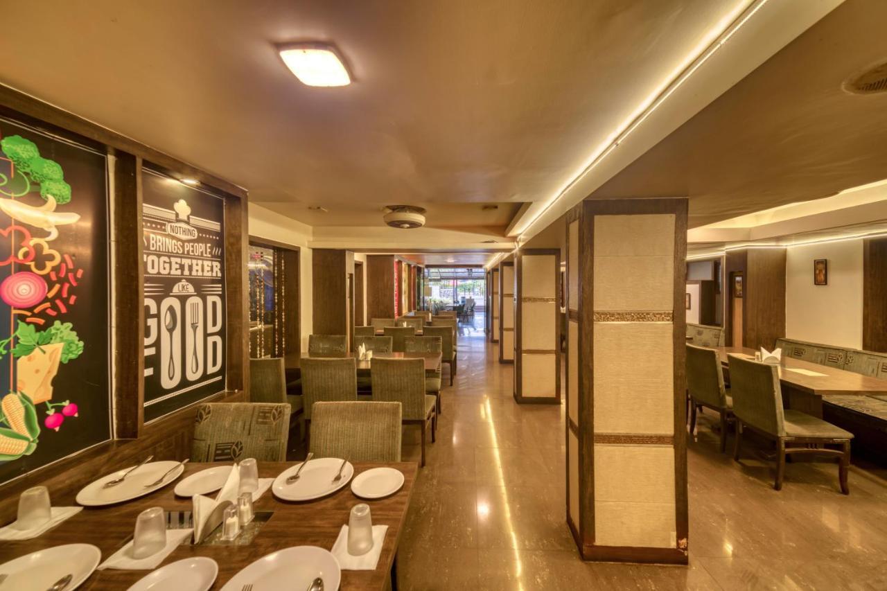 Hotel Ashwin Igatpuri, Pure Veg & Jain Food Buitenkant foto