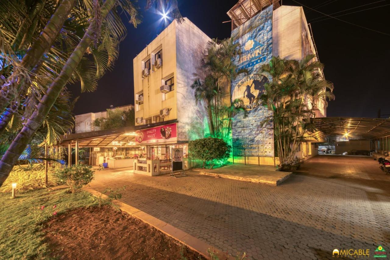 Hotel Ashwin Igatpuri, Pure Veg & Jain Food Buitenkant foto